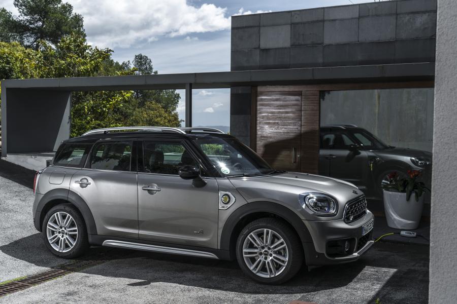  Mini Cooper S E Countryman ALL4 (F60) 2017 года  (WW) (фото 77 из 173)